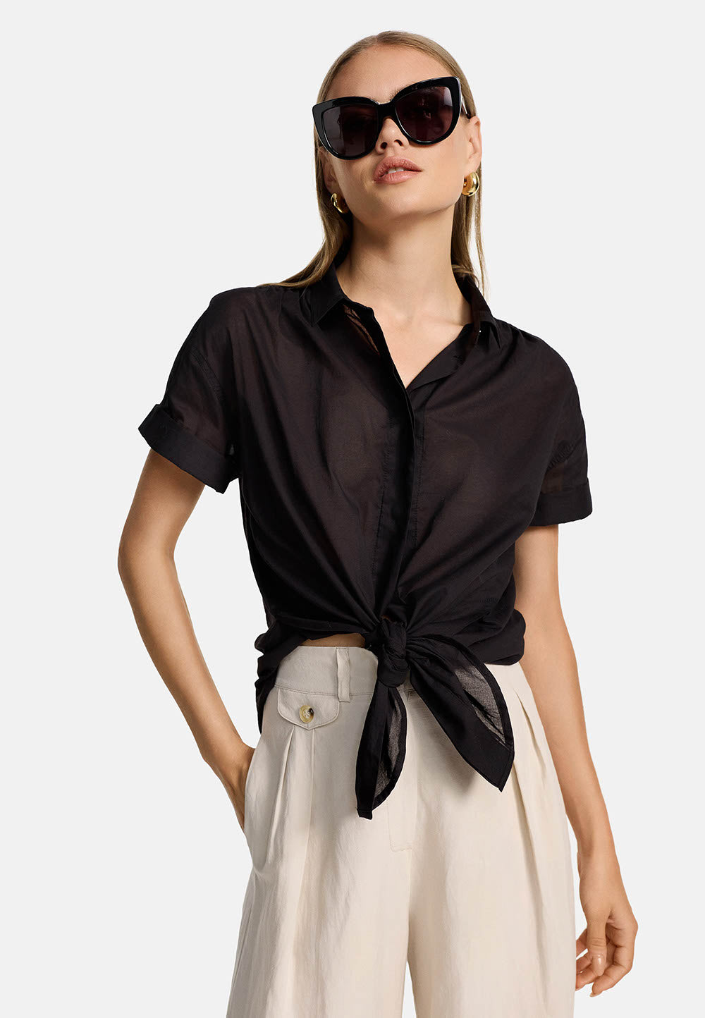 Short-sleeved blouse in organic cotton | Black 