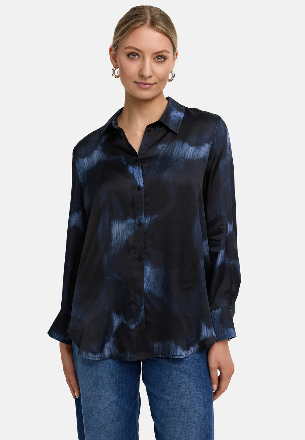 Hemsbluse in Viskose Satin | Blue Shadows