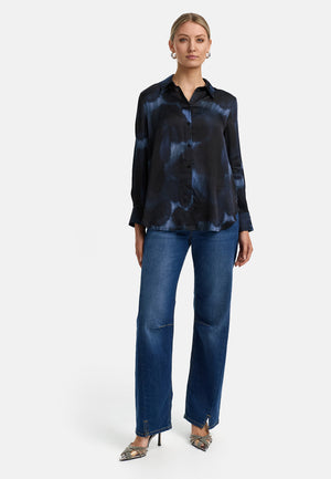 Hemsbluse in Viskose Satin | Blue Shadows