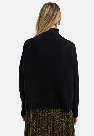 Stehkragenpullover in Merino-Wolle | Black