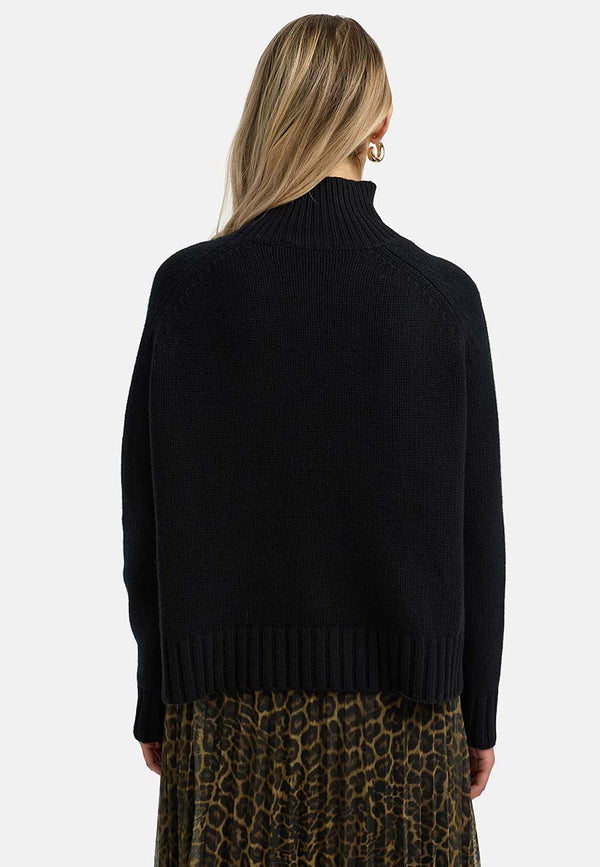 Stehkragenpullover in Merino-Wolle | Black