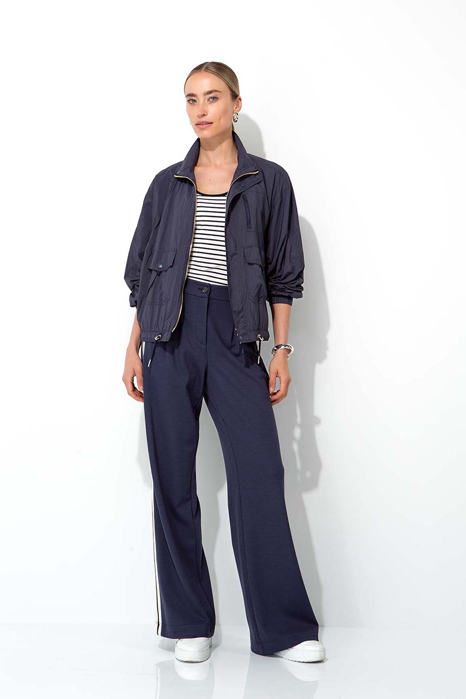 Kurzjacke in Nylon Taft | Navy