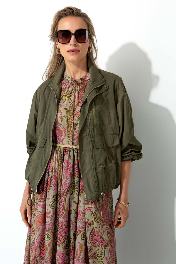 Kurzjacke in Nylon Taft