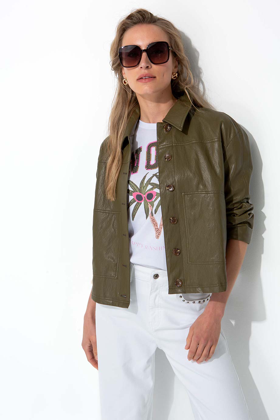 Kurzjacke aus veganem Leder | Khaki