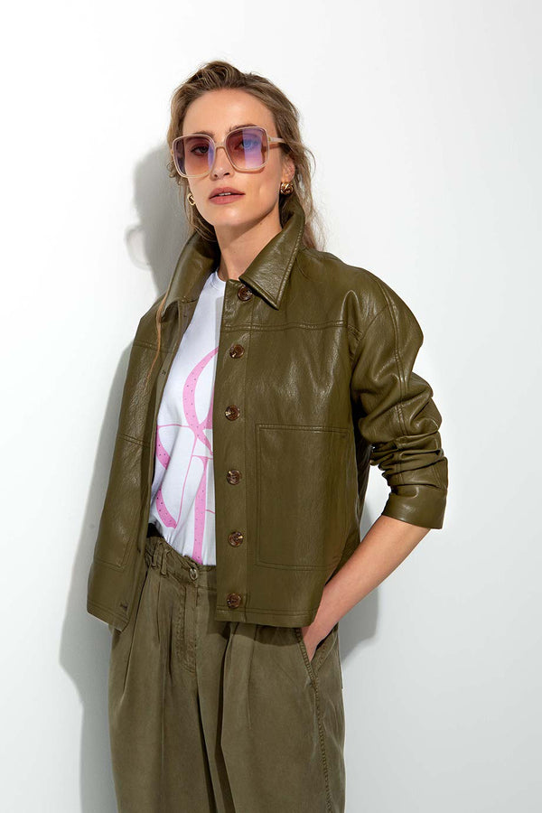 Kurzjacke aus veganem Leder