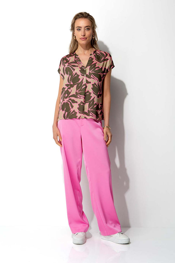 Kurzarmbluse in Visckose Satin | Olive Flowers Big