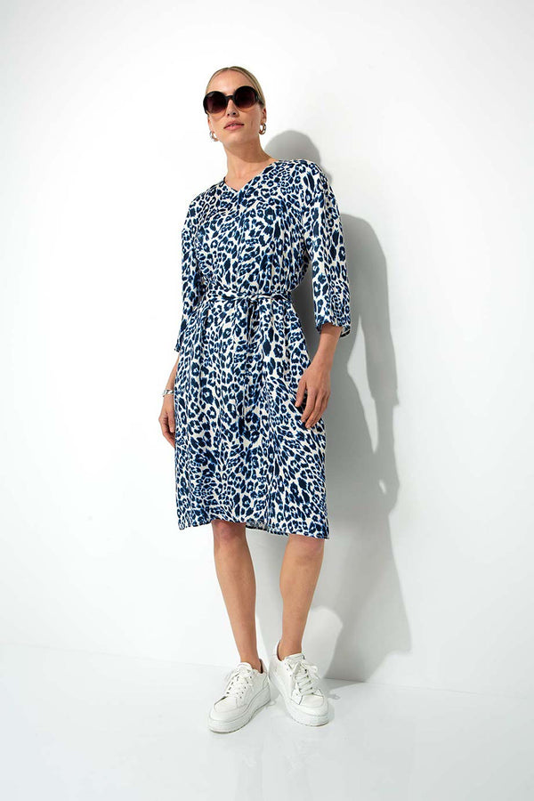 Kleid in Viskose Satin