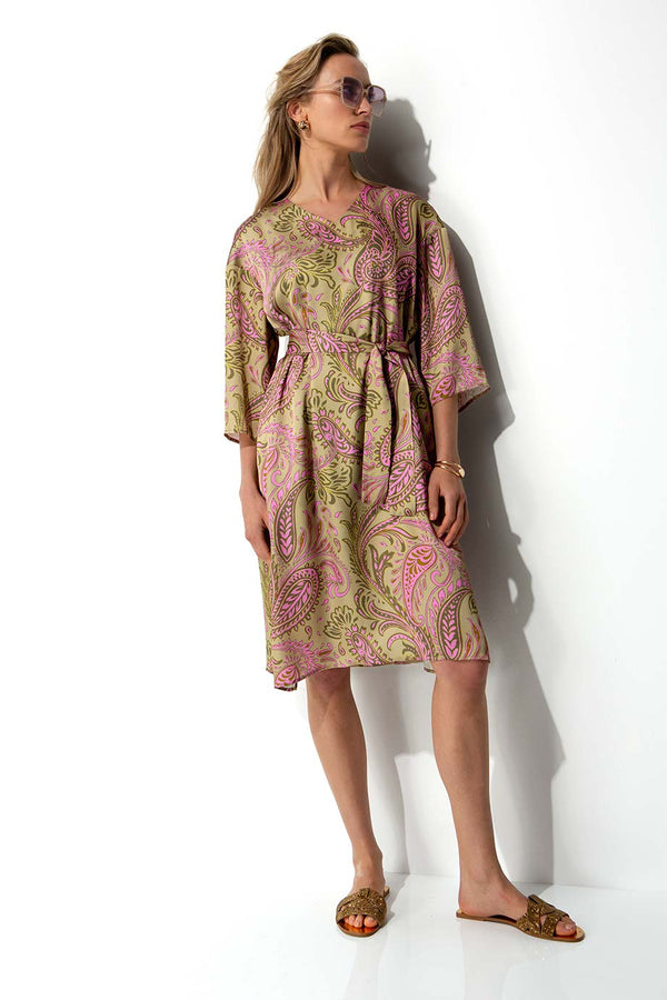 Kleid in Viskose Satin