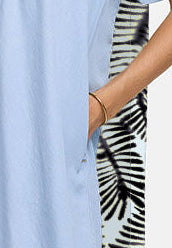 Kleid in Lyocell Garment Dye mit Rückenprint | Palm leaves