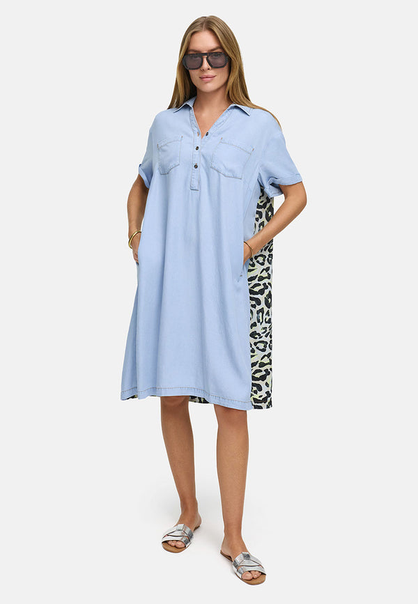 Kleid in Lyocell Garment Dye mit Rückenprint
