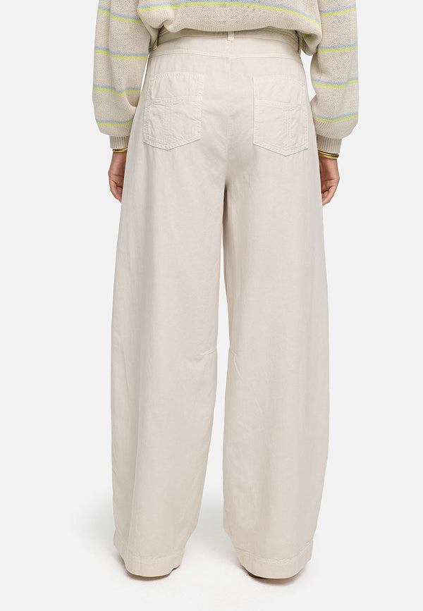 Hose in Garment Dye | Beige