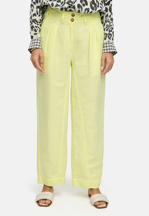 Hose in Cotton-Linen-Garmet Dye