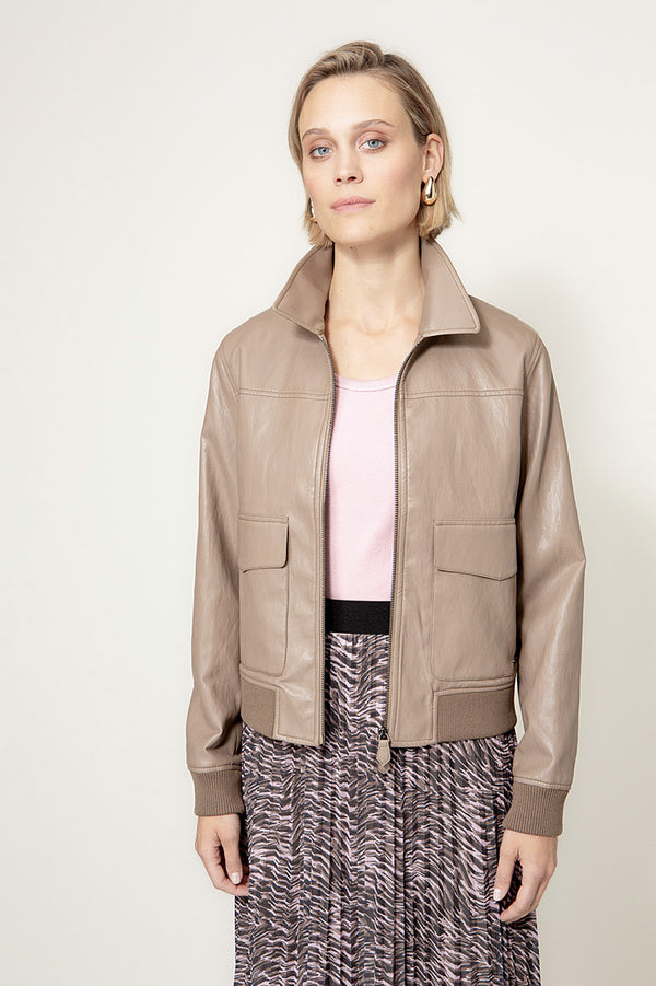 Jacke in veganem Leder