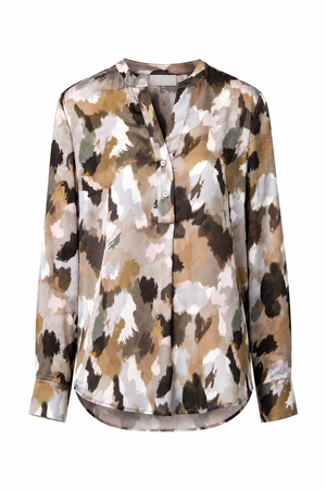 Blouse in viscose satin with print