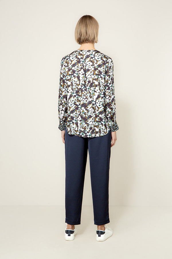 Bluse in Viscose Satin mit Print | Teal Flowers