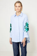Bluse mit Pailetten | light blue
