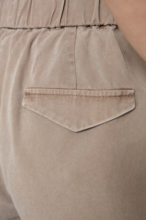 Hose in Garment-Dye | Taupe