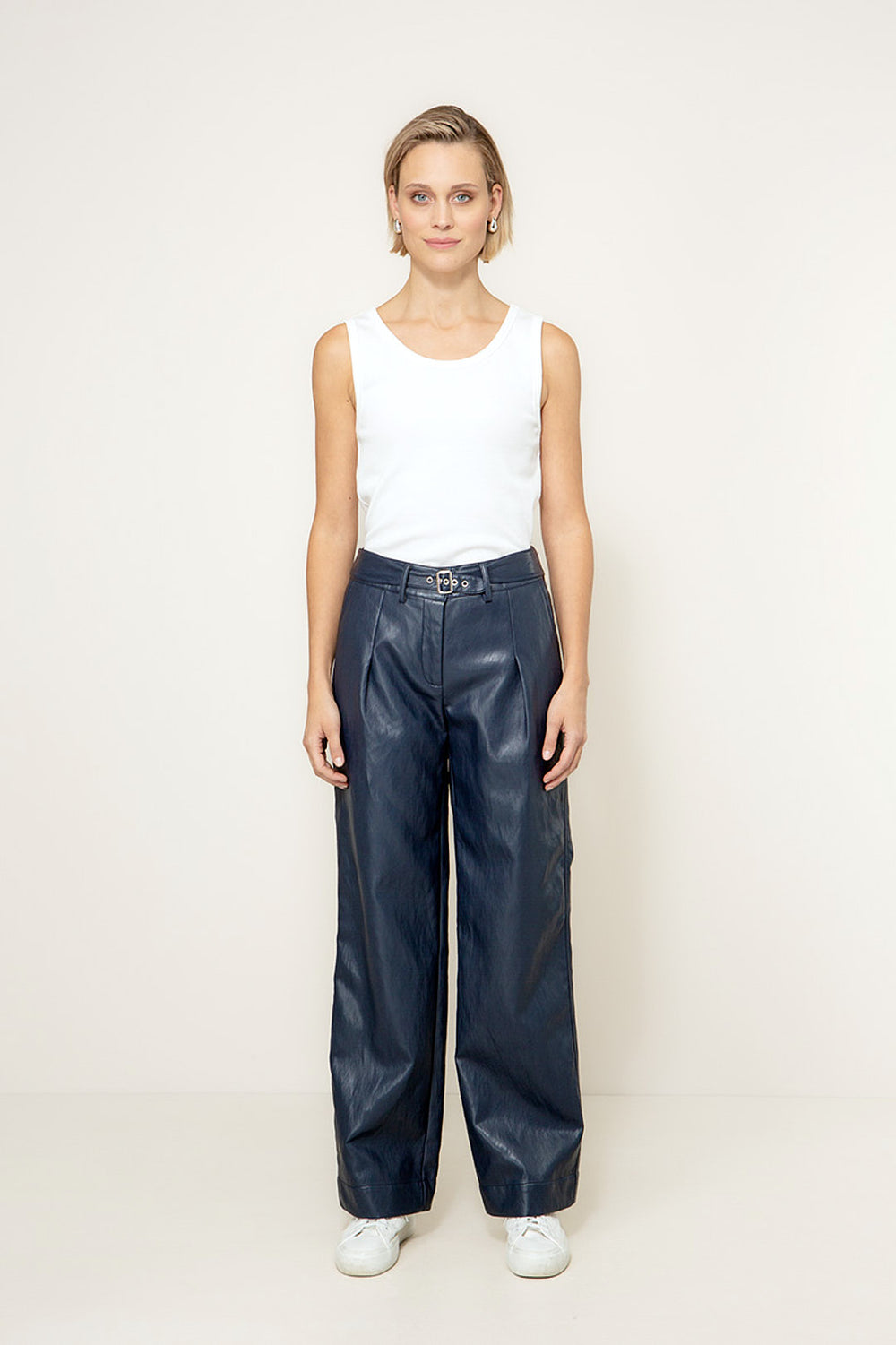 Hose in veganem Leder | Navy