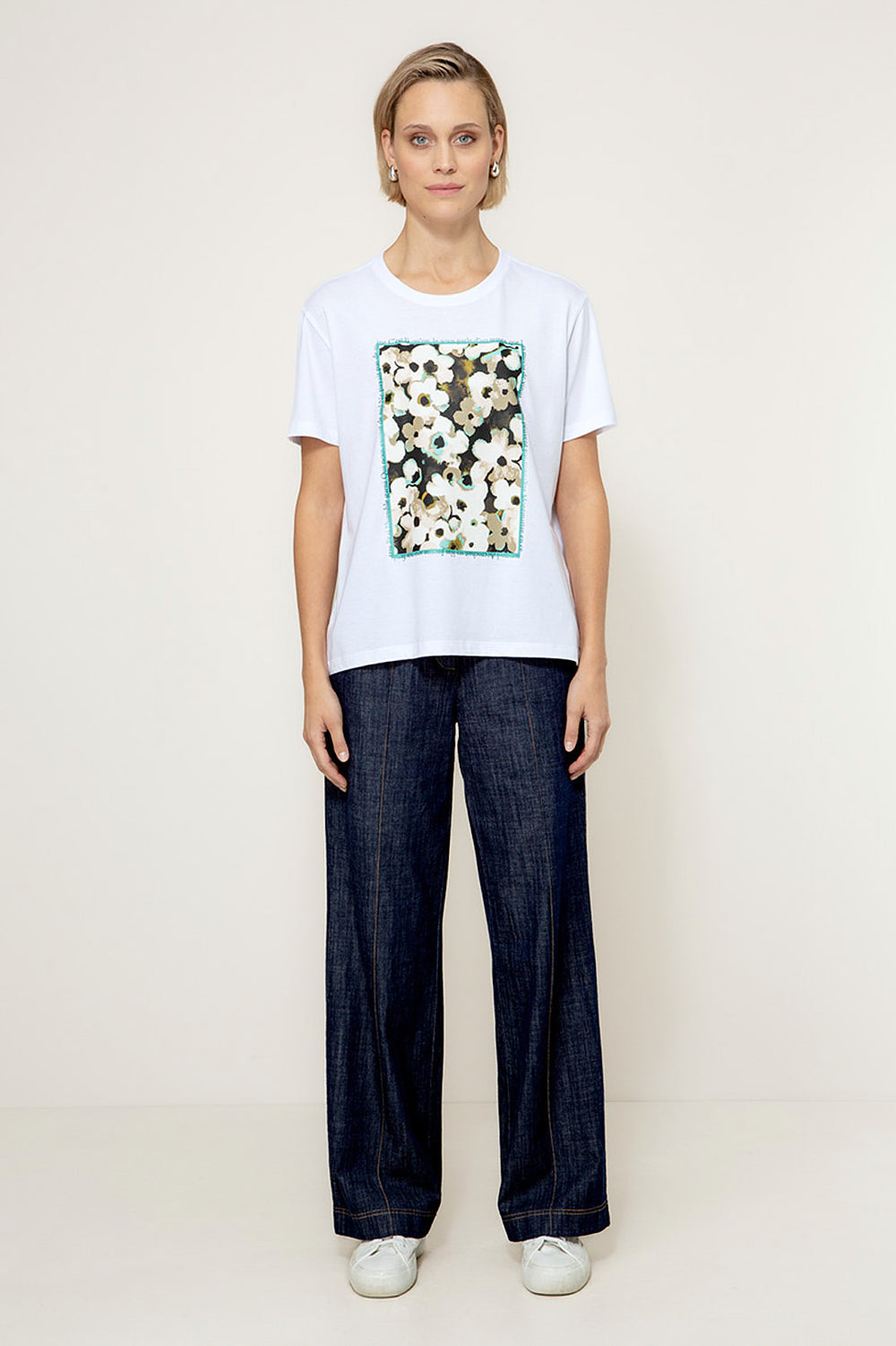 T-Shirt mit Placement Print | Teal Flowers