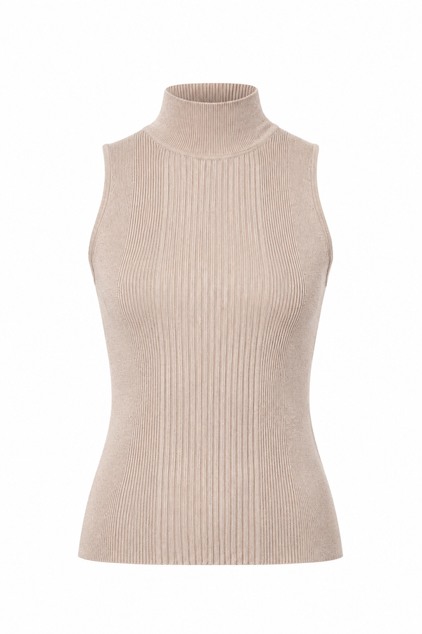 Knitted shirt in viscose blend