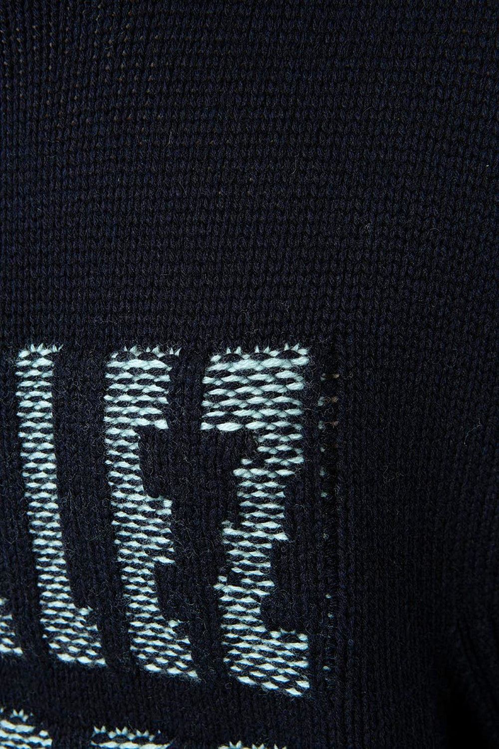 Rollkragenpullover mit Schriftzug