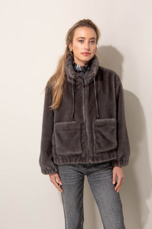 Jacke in faux Fur