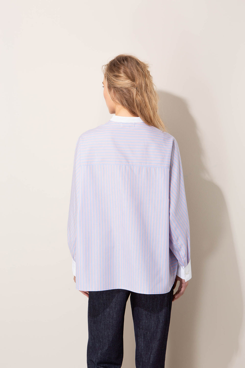 Bluse mit Solo-Knopf