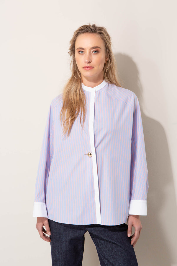 Bluse mit Solo-Knopf