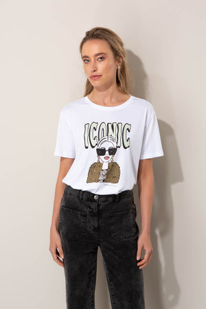 T-Shirt mit Placement