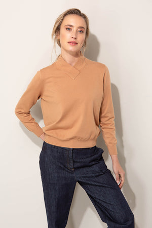 Strickpullover mit Wickelkragen