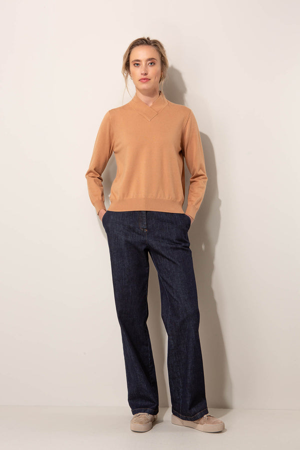 Strickpullover mit Wickelkragen
