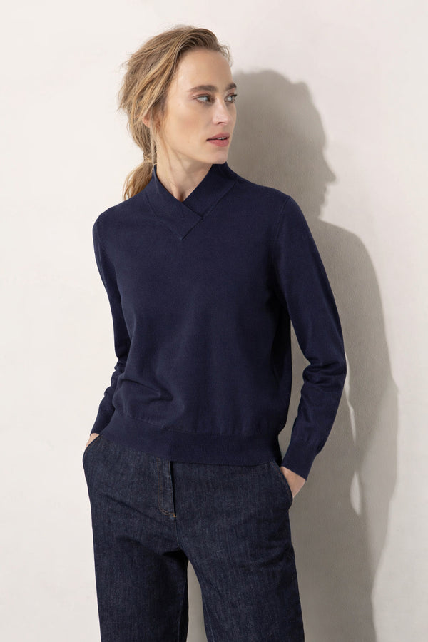 Strickpullover mit Wickelkragen