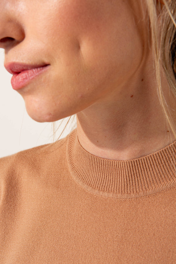 Kurzarm-Strickshirt aus Viskose-Mix