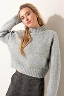 Strickpullover aus Effektgarn