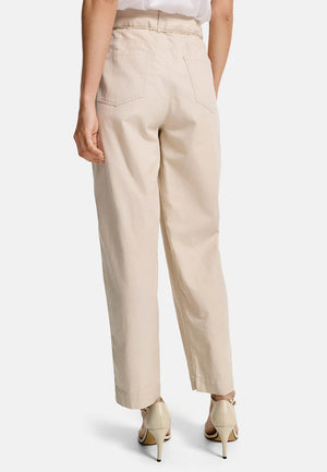 Cropped leg trousers in cotton-linen mix | Cream 