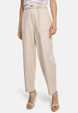 Cropped leg trousers in cotton-linen mix | Cream 