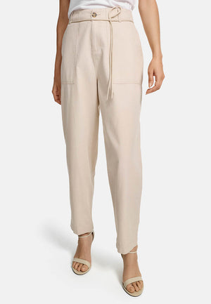 Cropped leg trousers in cotton-linen mix | Cream 